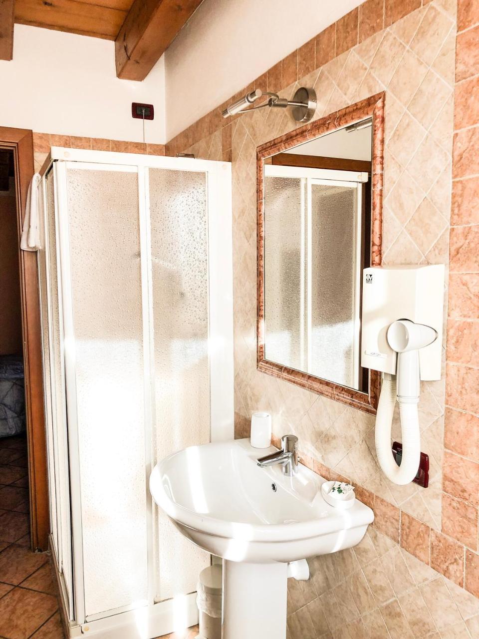 Le Finestre Su Borghetto Hotel Valeggio sul Mincio Kültér fotó